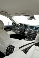 BMW 750i 2013 года